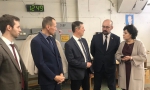 Полвека шьют одежду.