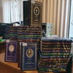 📚 Библиотека Рутмана пополнилась ценным подарком!