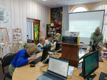В библиотеке Рутмана прошло очередное занятие по компьютерной грамотности для участников проекта «Библиотека открытых возможностей»